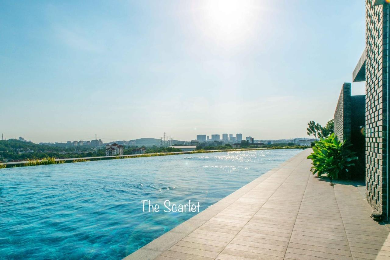 Apartamento The Scarlet @ Sunway Gandaria Kampong Sungai Ramal Dalam Exterior foto